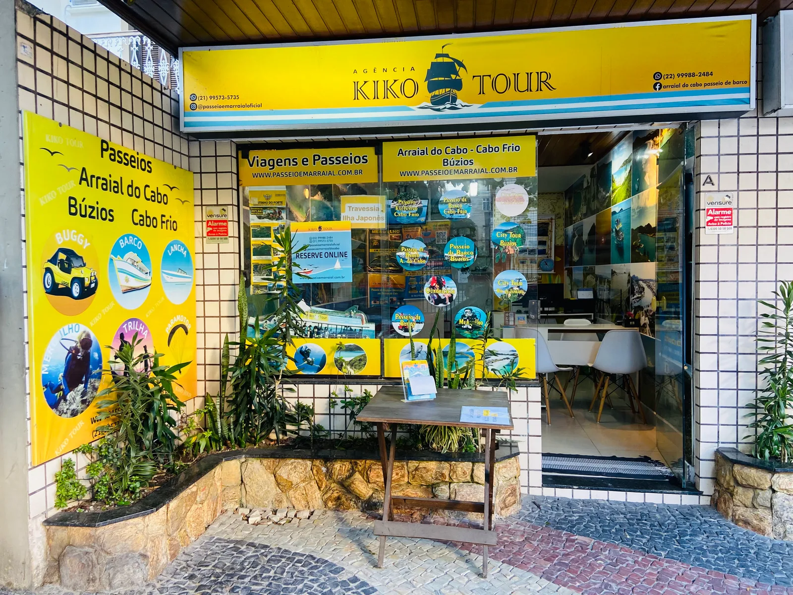 Loja física da Kiko Tour em Cabo Frio