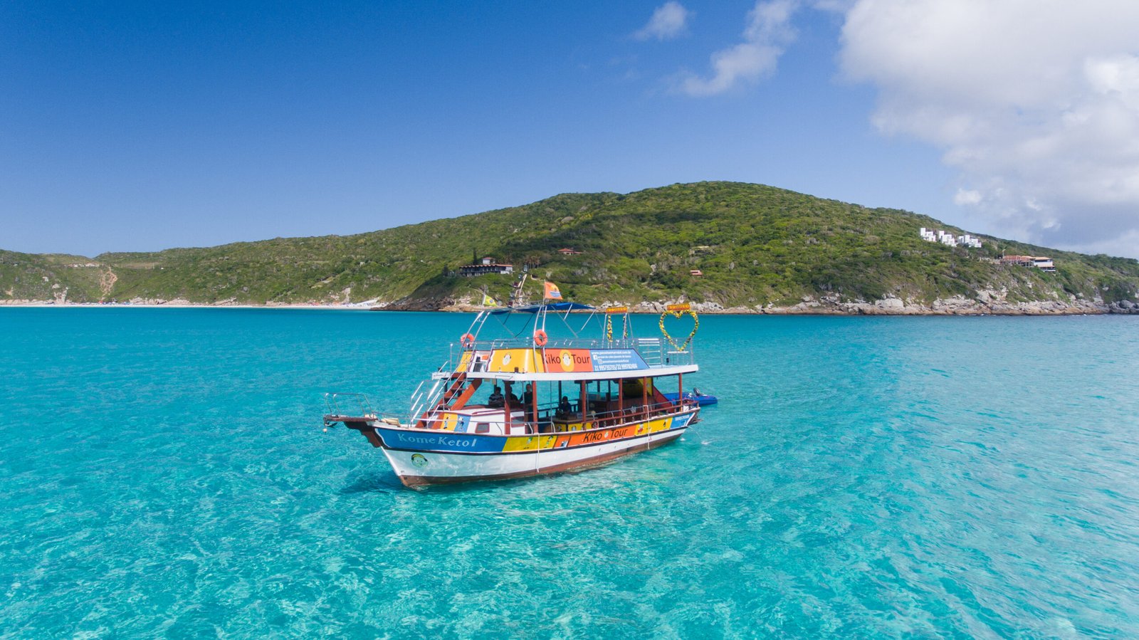 Passeio de barco em Arraial do Cabo